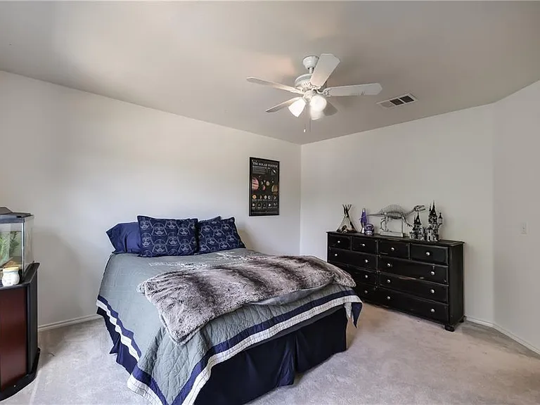 2206 John Tee Dr — Photo 31