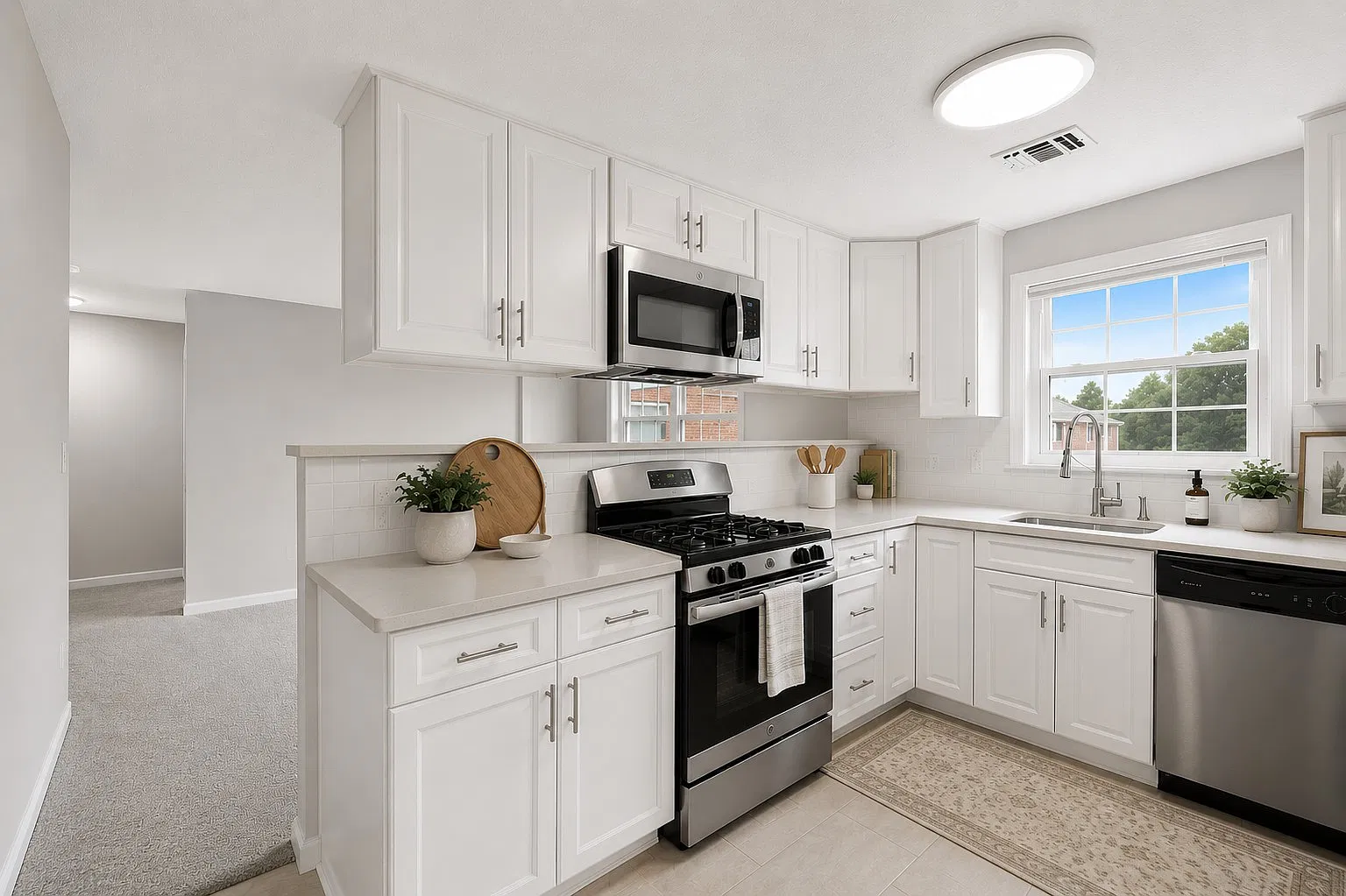 1 bed, 930 sqft, $2,450 — Photo 1