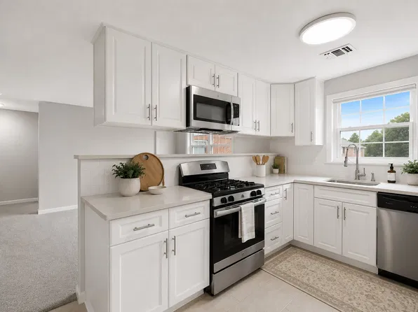 2 Bedford Rd, Woburn, MA