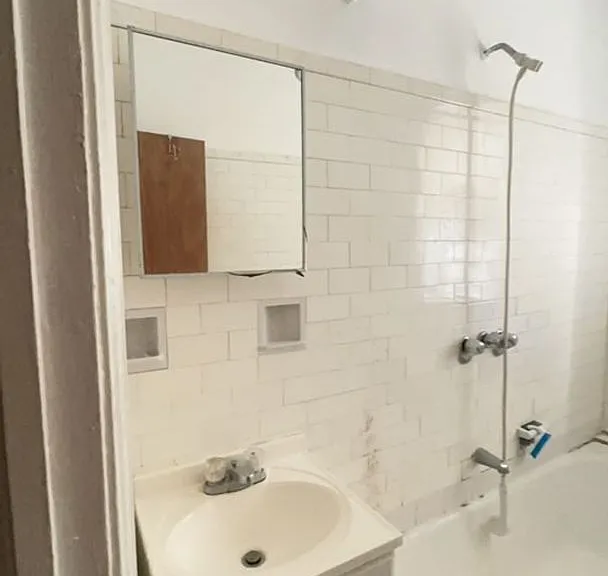Hudson Crest - Cliffside Park — Photo 22