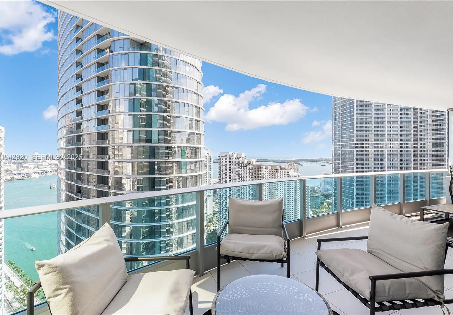 2 bed, 1539 sqft, $8,000 — Photo 1
