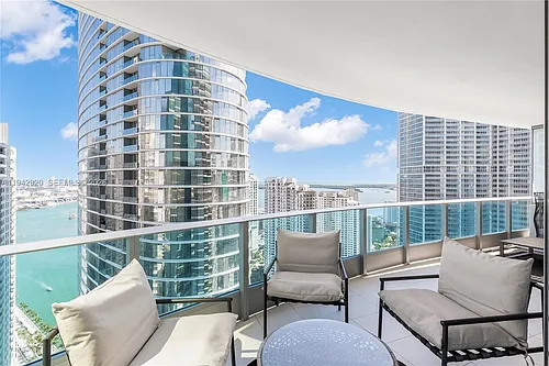 200 Biscayne Boulevard Way #4101 Photo 1