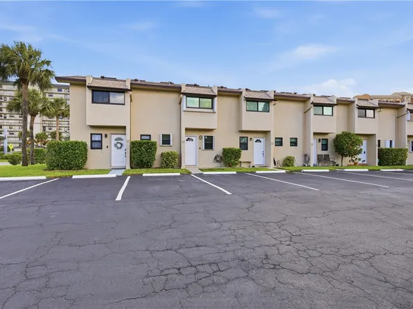 4225 N Highway A1a APT 18, Hutchinson Island, FL 34949