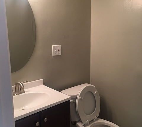 5th image of 3477 Meadowbrook Blvd