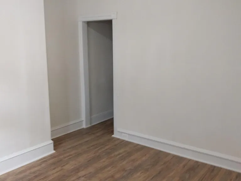 6012 Irving St #2 — Photo 10