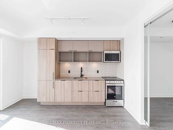 4th image of 60 Tannery Rd #405