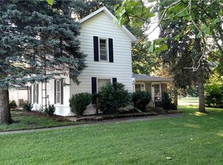 710 Haskins Rd, Bowling Green, OH 43402