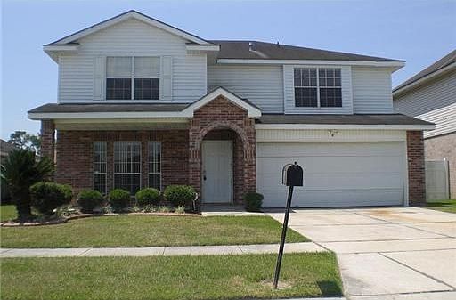 1st image of 8 Larkspur Ln
