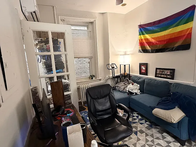 4117 Pine St #2R — Photo 4
