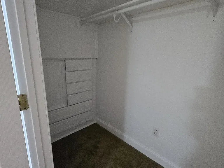 102 White Oak Dr — Photo 25