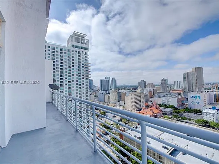 16400 Collins Ave #CU-1644 — Photo 16