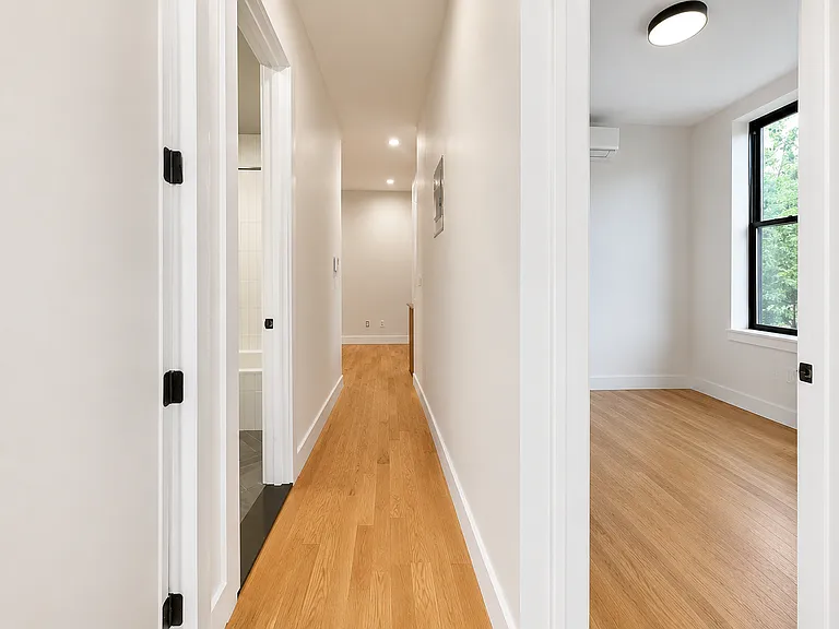 481 Evergreen Ave #2F — Photo 7