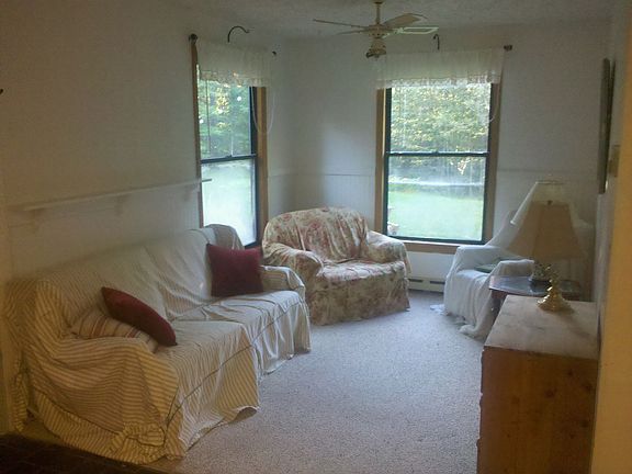 Extra space for Living, convertible to a third bedroom