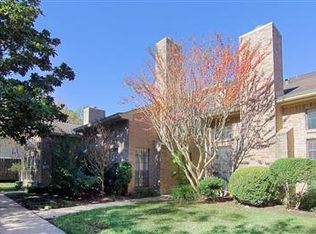 1011 Memorial Village Dr, Houston, TX 77024