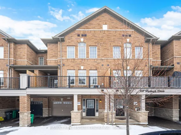 109 Fruitvale Cir, Brampton, ON L7A 5C4