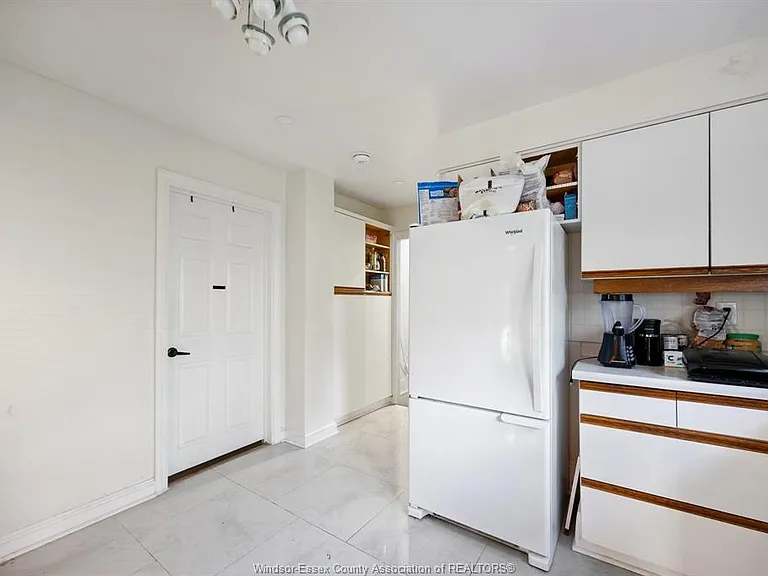 456 Askin Ave #1 — Photo 5