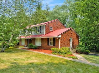 117 Woodshire Dr, Pittsburgh, PA