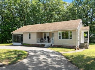 80 10th St, Leominster, MA 01453