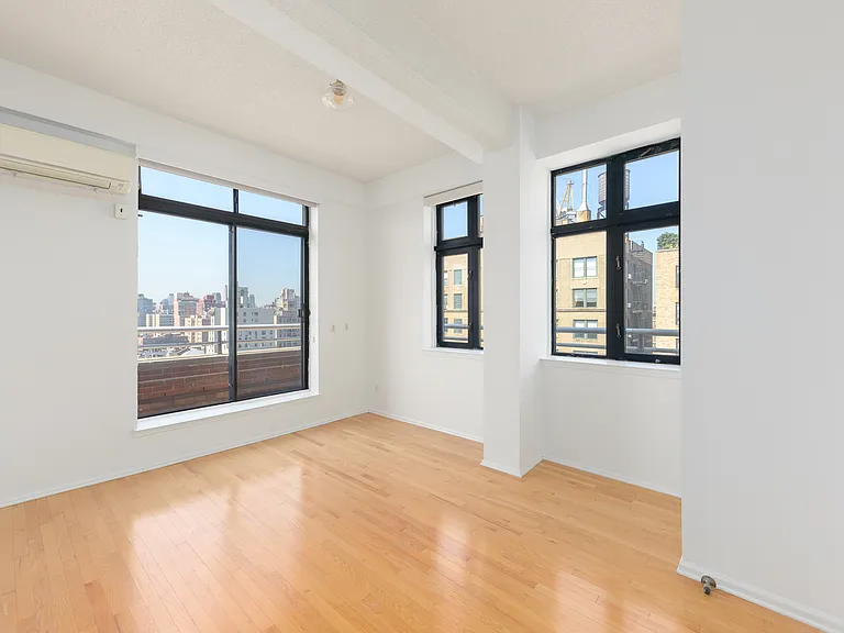 176 W 86th St #PHA — Photo 12