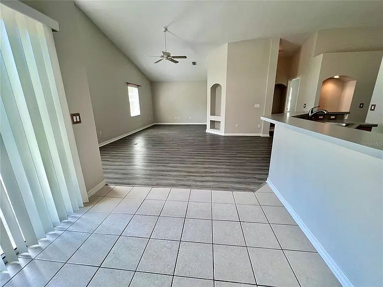 70 Wellesley Ln — Photo 17
