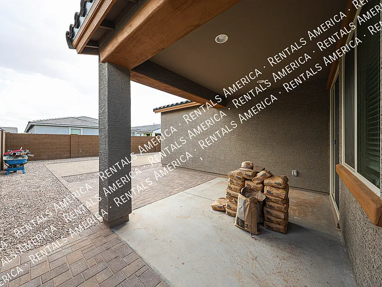 8725 W Windsor Blvd — Photo 39