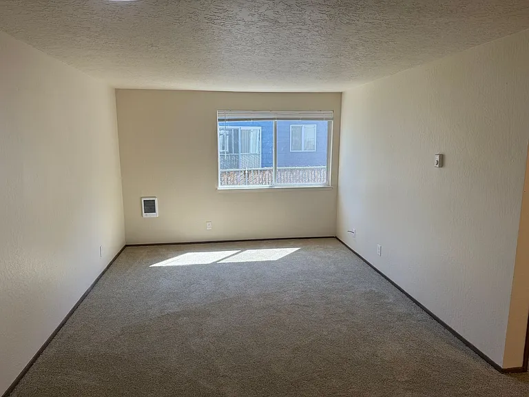 1425-1439 Salishan St SE — Photo 16