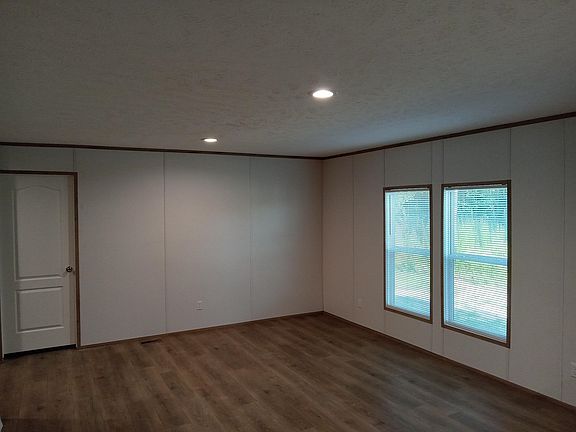 5th image of 3764 Green Sea Rd.