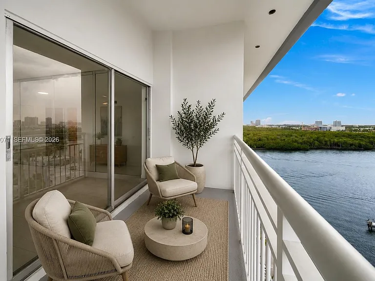 400 Kings Point Dr #1628 — Photo 5