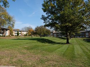 Country Gardens, Bloomington, IL 61701