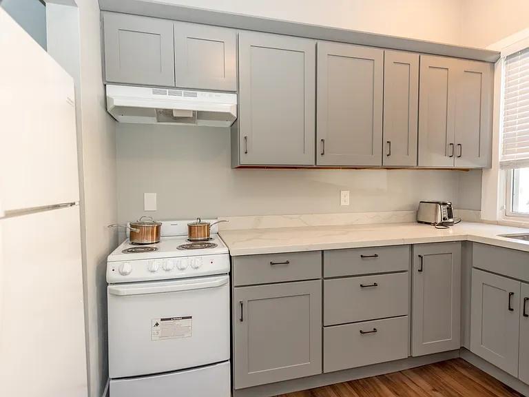 1402-1406 SW 12th Ave — Photo 13