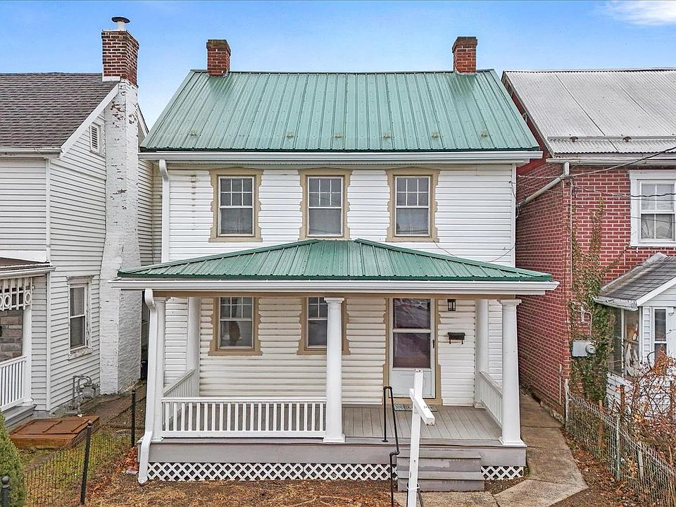 1st image of 129 E Franklin St