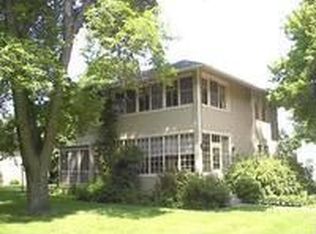 319 N James St, Plano, IL 60545