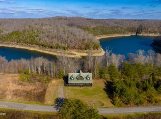 13 Twin Creek Rd, Jamestown, KY 42629