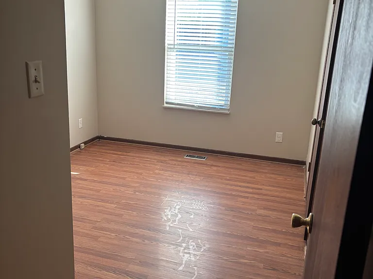 1620 Buttercup Cir — Photo 4
