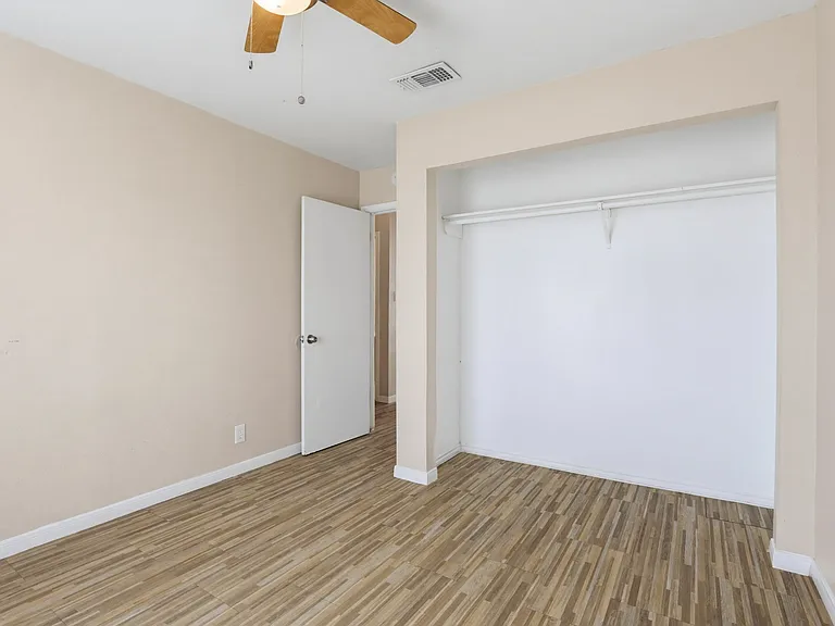 10543 Starcrest Dr #10543 — Photo 8