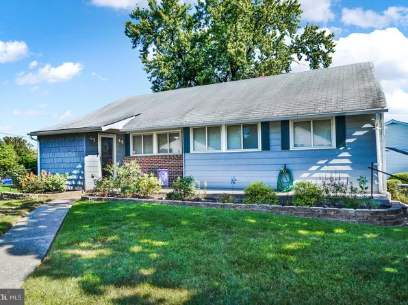 2027 Longview Ave, Baltimore, MD 21237