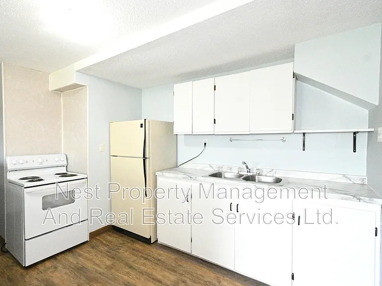 1426 Nation Cres #B — Photo 4