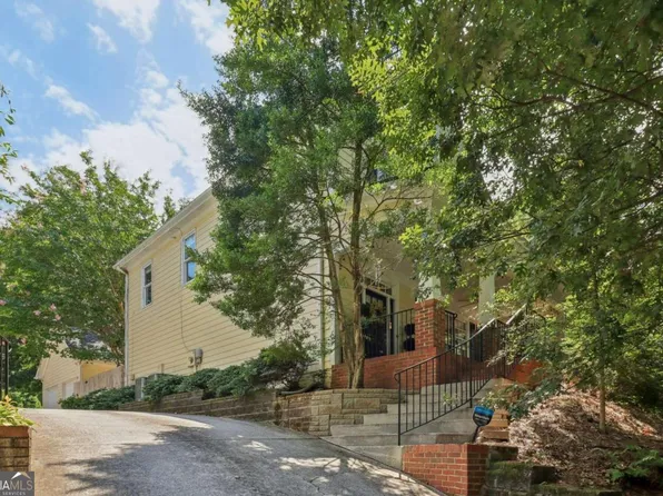 132 E Lake Ter SE, Atlanta, GA 30317