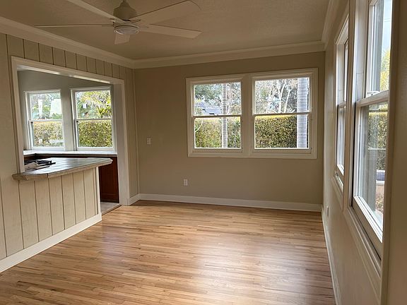 4th image of 4481 Arch St