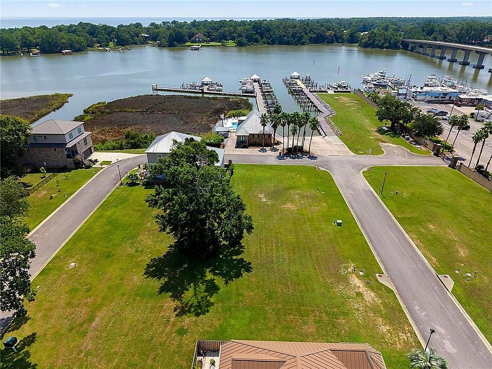 1st image of 0 W Gate Dr