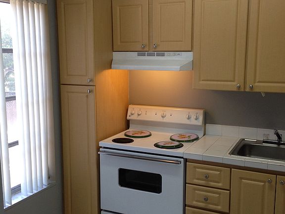 3rd image of 13783 SW 66th St #201-A
