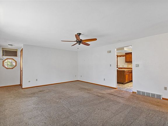 3rd image of 6508 Kirkville Rd