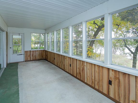 3065 Bass Point Dr-105