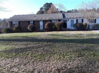 1865 Darwick Rd, Winston Salem, NC 27127