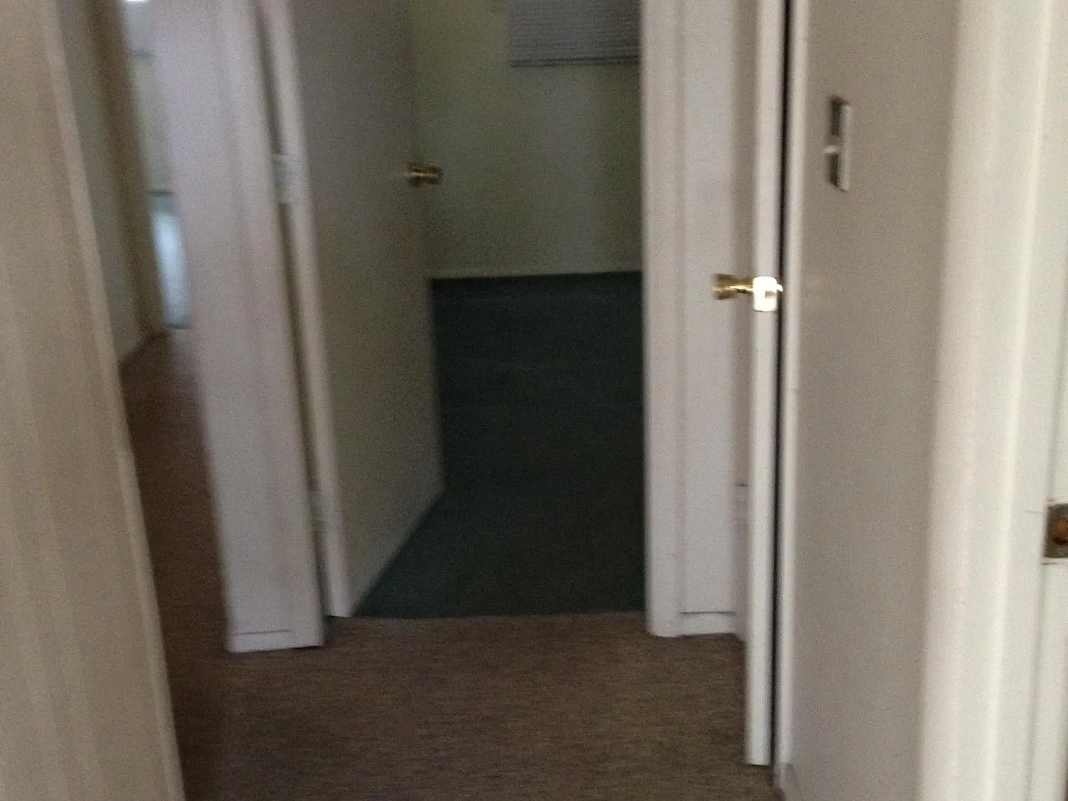 20 Village Dr — Photo 2