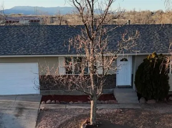 1402 Leigh Ln, Fountain, CO 80817