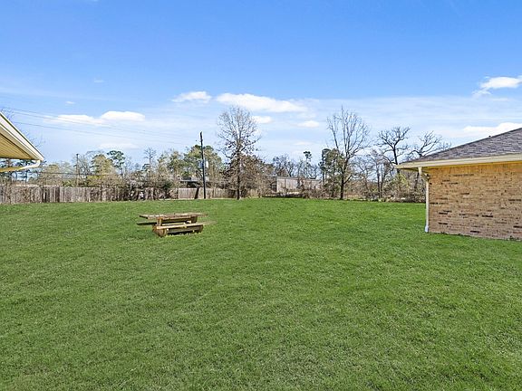 5th image of 1307 Southern Hills Rd