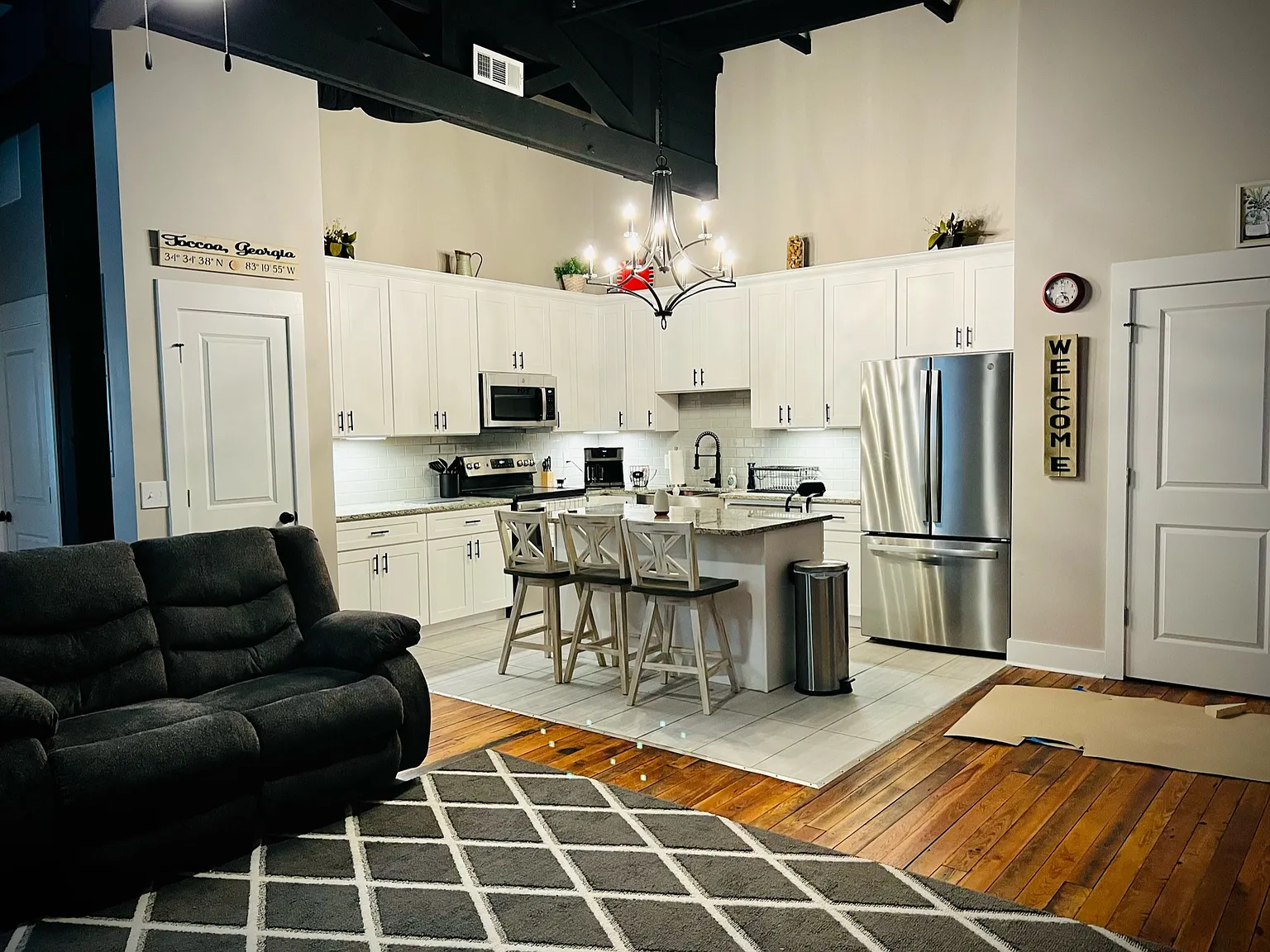2 bed, 1350 sqft, $1,450 — Photo 1