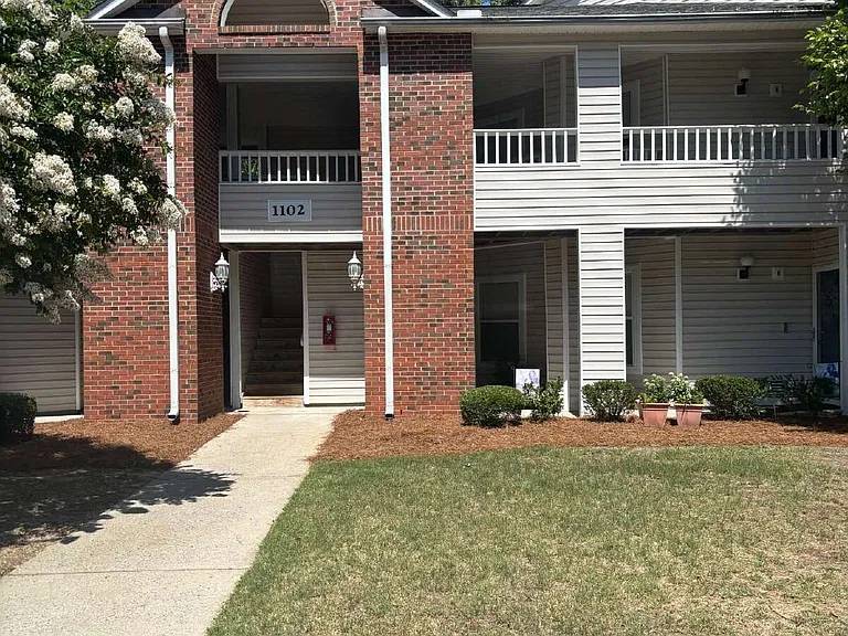 1102 Turtle Creek Rd #H — Photo 1