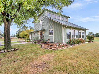 736 Nighthawk, Peabody, KS, 66866